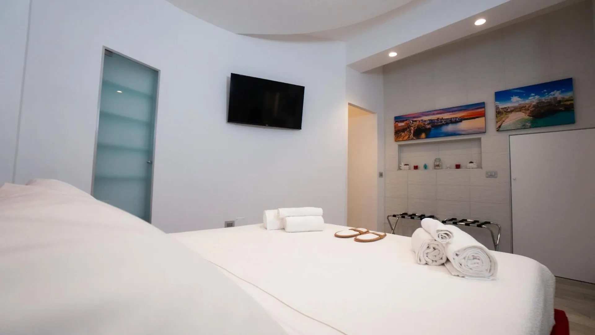 Marvi Home Apartment Modugno Bed & Breakfast
